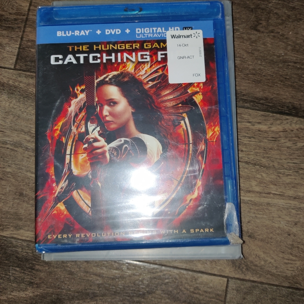 ### 3 DVD The Hunger Games Movies, Catching Fire NWT STILL SEALED - Picture 5 of 8